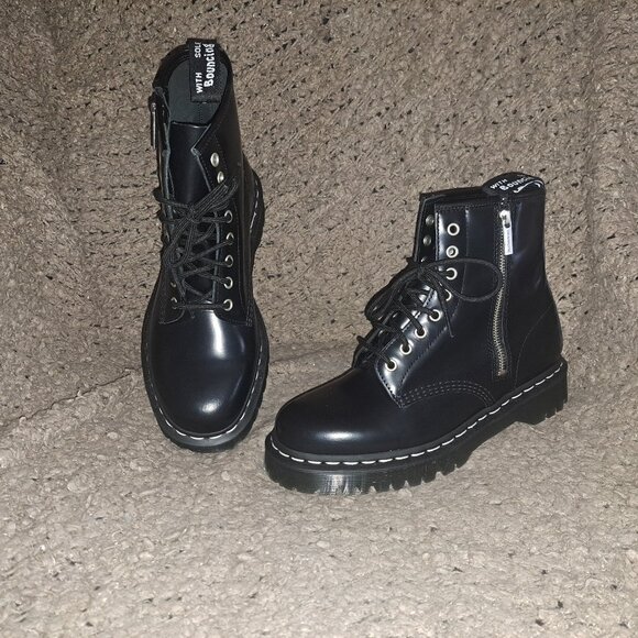 DR. MARTENS-DOC-Smooth Black Leather/Side Zip-White Stitching-Sz 9 Men/10 L-NWOB - Picture 1 of 8